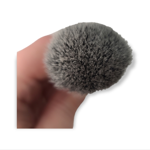 Ulta Beauty 2pc Brush Set - Picture 8 of 10